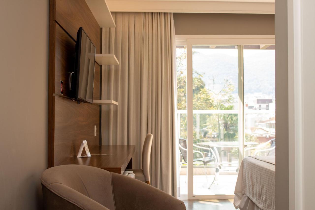 Hotel Villa Fiori Poços de Caldas 外观 照片