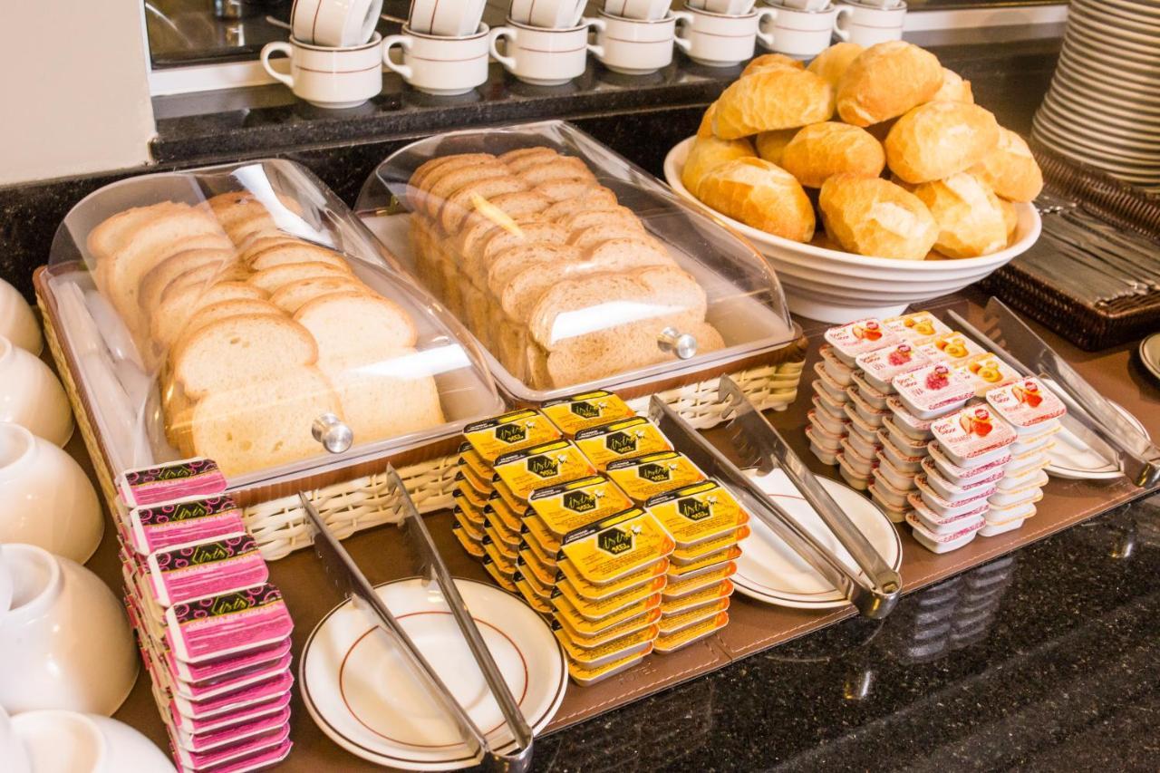 Hotel Villa Fiori Poços de Caldas 外观 照片